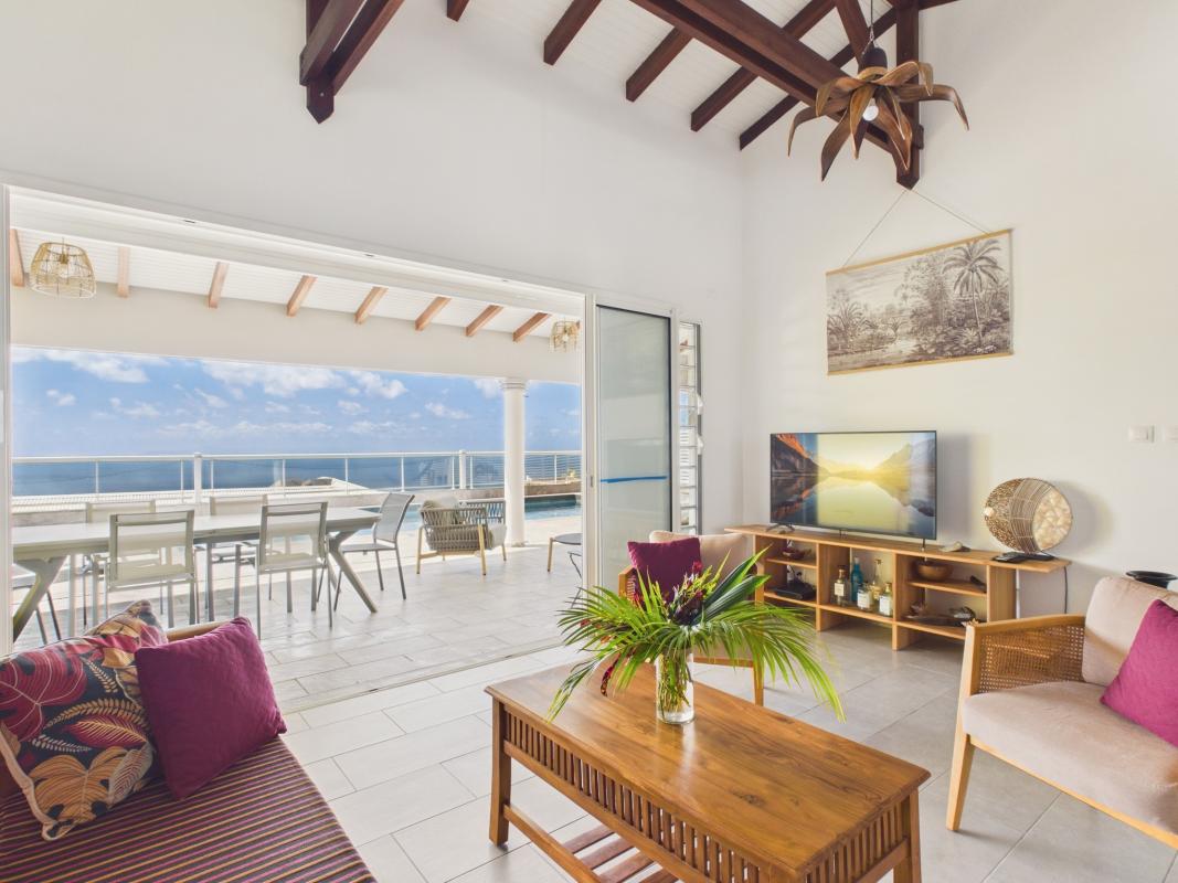 Location villa 3 chambre sainte luce -salon  